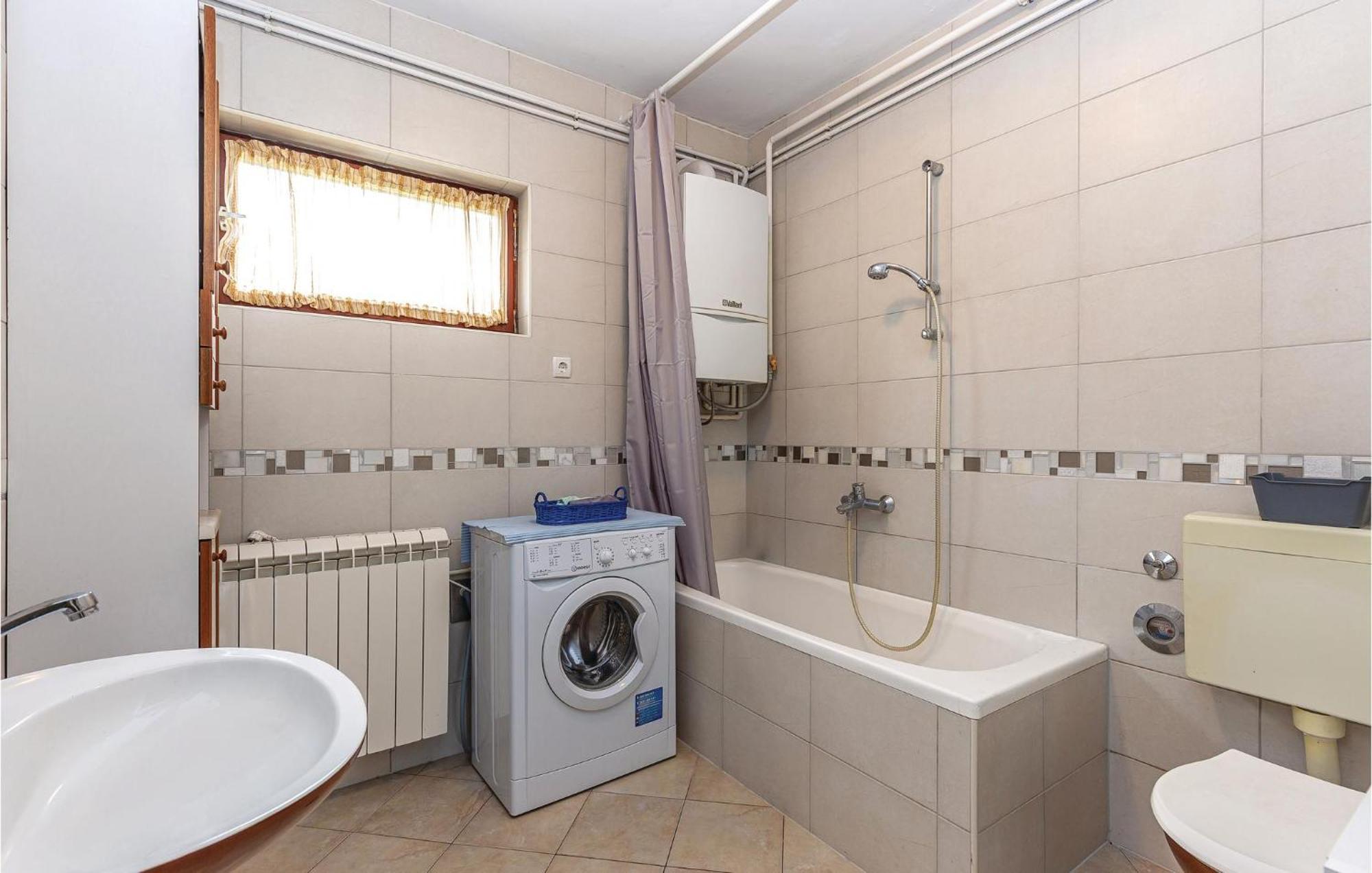 Amazing Apartment In Rijeka With Wifi Exteriör bild